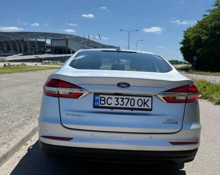 Серый Форд Фьюжн, объемом двигателя 2 л и пробегом 95 тыс. км за 14700 $, фото 6 на Automoto.ua