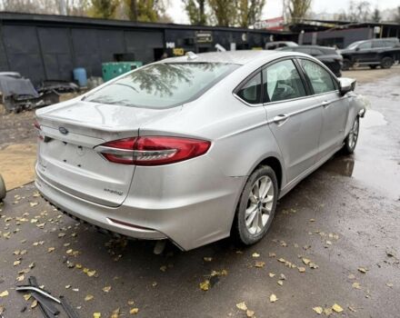 Серый Форд Фьюжн, объемом двигателя 0 л и пробегом 251 тыс. км за 9200 $, фото 7 на Automoto.ua