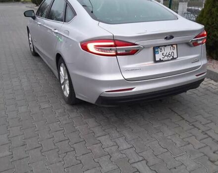 Сірий Форд Фьюжен, об'ємом двигуна 2 л та пробігом 84 тис. км за 17500 $, фото 2 на Automoto.ua