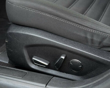 Сірий Форд Фьюжен, об'ємом двигуна 2 л та пробігом 65 тис. км за 14900 $, фото 20 на Automoto.ua