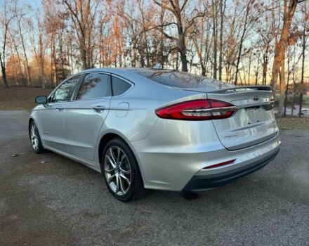 Сірий Форд Фьюжен, об'ємом двигуна 2 л та пробігом 34 тис. км за 8900 $, фото 3 на Automoto.ua