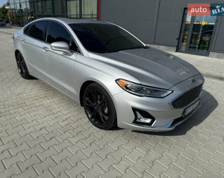 Серый Форд Фьюжн, объемом двигателя 2 л и пробегом 114 тыс. км за 16800 $, фото 15 на Automoto.ua