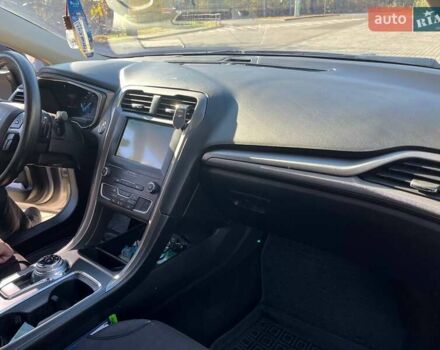 Серый Форд Фьюжн, объемом двигателя 1.5 л и пробегом 52 тыс. км за 11900 $, фото 13 на Automoto.ua