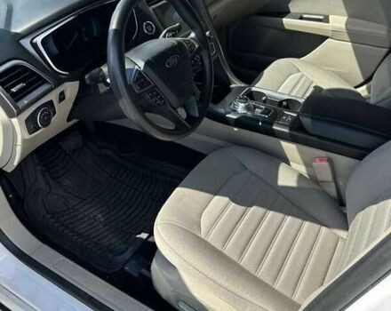 Сірий Форд Фьюжен, об'ємом двигуна 2 л та пробігом 113 тис. км за 13000 $, фото 7 на Automoto.ua