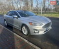 Сірий Форд Фьюжен, об'ємом двигуна 2 л та пробігом 142 тис. км за 15700 $, фото 1 на Automoto.ua