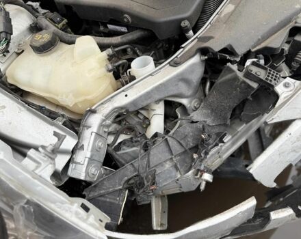 Серый Форд Фьюжн, объемом двигателя 0 л и пробегом 251 тыс. км за 9200 $, фото 9 на Automoto.ua