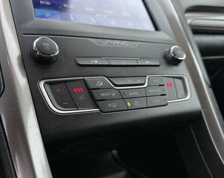 Сірий Форд Фьюжен, об'ємом двигуна 2 л та пробігом 65 тис. км за 14900 $, фото 17 на Automoto.ua