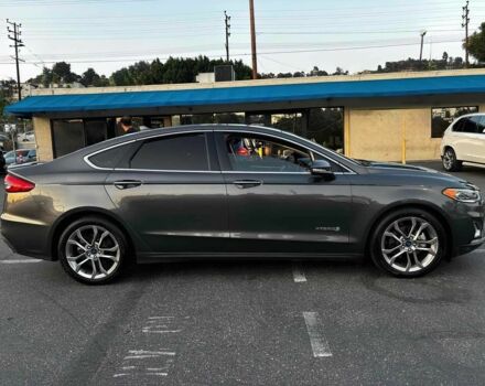 Серый Форд Фьюжн, объемом двигателя 2 л и пробегом 32 тыс. км за 9000 $, фото 5 на Automoto.ua