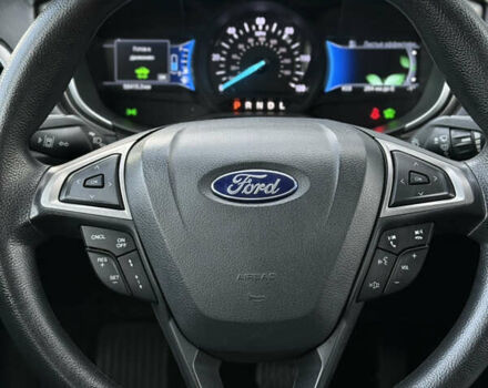 Сірий Форд Фьюжен, об'ємом двигуна 2 л та пробігом 65 тис. км за 14900 $, фото 12 на Automoto.ua