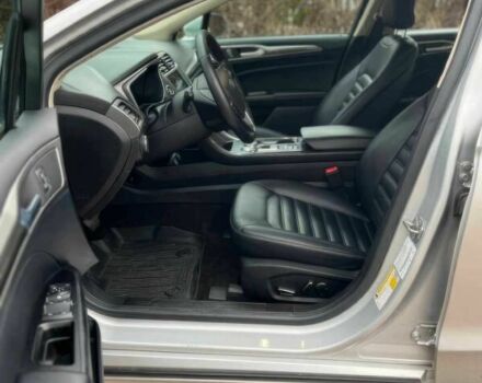 Серый Форд Фьюжн, объемом двигателя 2 л и пробегом 42 тыс. км за 14900 $, фото 6 на Automoto.ua