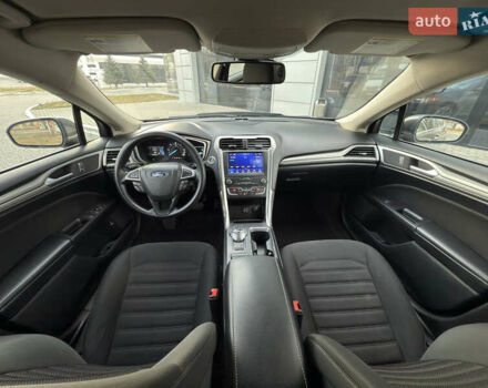 Сірий Форд Фьюжен, об'ємом двигуна 2 л та пробігом 65 тис. км за 14900 $, фото 9 на Automoto.ua