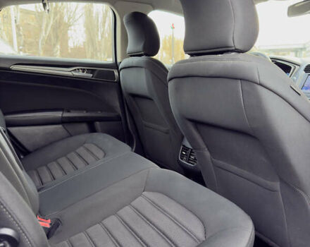 Сірий Форд Фьюжен, об'ємом двигуна 2 л та пробігом 65 тис. км за 14900 $, фото 22 на Automoto.ua