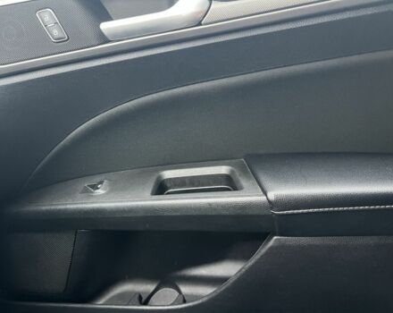 Серый Форд Фьюжн, объемом двигателя 1.5 л и пробегом 136 тыс. км за 14000 $, фото 5 на Automoto.ua