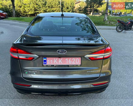 Форд Фьюжен 2019 у Львові на Automoto.ua Сірий Форд Фьюжен, об'ємом двигуна 2 л та пробігом 200 тис. км за 18900 $, фото 8 на Automoto.ua