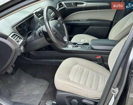 Форд Фьюжн 2019 в Одессе на Automoto.ua Серый Форд Фьюжн, объемом двигателя 2.5 л и пробегом 104 тыс. км за 15490 $, фото 9 на Automoto.ua