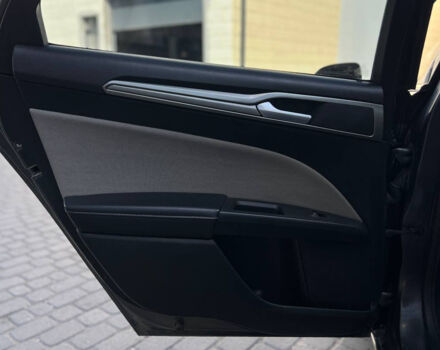 Серый Форд Фьюжн, объемом двигателя 2.5 л и пробегом 33 тыс. км за 15200 $, фото 16 на Automoto.ua