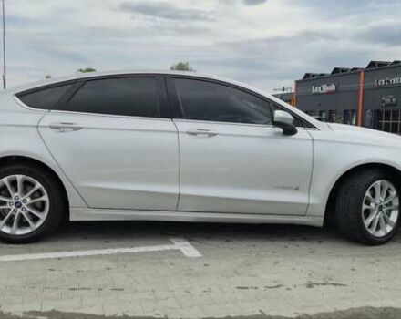 Форд Фьюжн 2019 в Виннице на Automoto.ua Серый Форд Фьюжн, объемом двигателя 2 л и пробегом 115 тыс. км за 16300 $, фото 2 на Automoto.ua