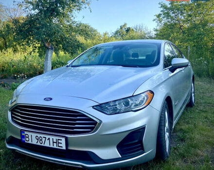 Форд Фьюжен 2019 у Харкові на Automoto.ua Сірий Форд Фьюжен, об'ємом двигуна 2 л та пробігом 110 тис. км за 15600 $, фото 1 на Automoto.ua