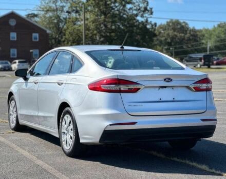 Серый Форд Фьюжн, объемом двигателя 2.5 л и пробегом 41 тыс. км за 2200 $, фото 5 на Automoto.ua