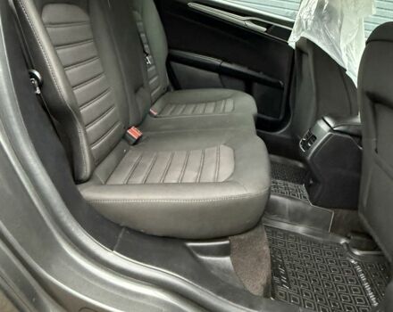 Серый Форд Фьюжн, объемом двигателя 0 л и пробегом 220 тыс. км за 11000 $, фото 7 на Automoto.ua