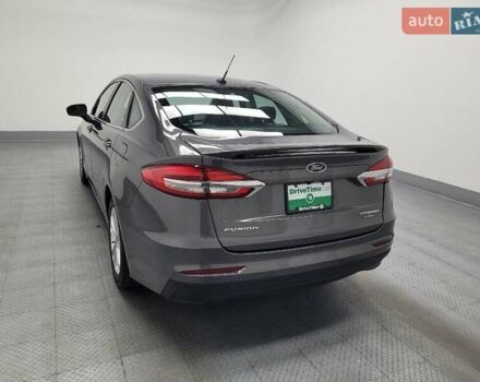 Серый Форд Фьюжн, объемом двигателя 2 л и пробегом 30 тыс. км за 4800 $, фото 6 на Automoto.ua