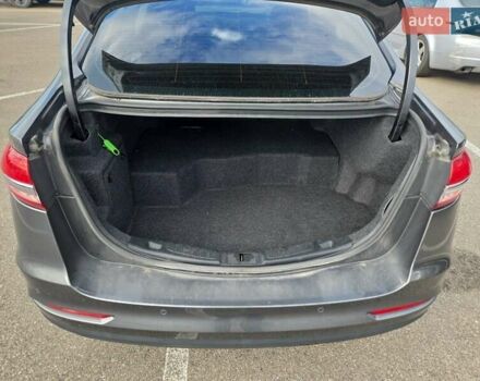 Серый Форд Фьюжн, объемом двигателя 2 л и пробегом 180 тыс. км за 14999 $, фото 9 на Automoto.ua