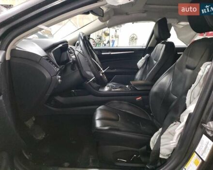 Серый Форд Фьюжн, объемом двигателя 2 л и пробегом 110 тыс. км за 2900 $, фото 6 на Automoto.ua
