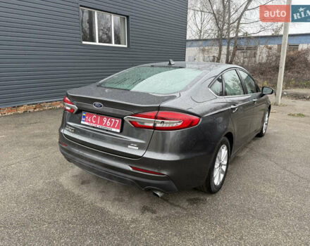 Серый Форд Фьюжн, объемом двигателя 1.5 л и пробегом 165 тыс. км за 10999 $, фото 6 на Automoto.ua