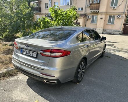 Сірий Форд Фьюжен, об'ємом двигуна 2 л та пробігом 90 тис. км за 13500 $, фото 1 на Automoto.ua