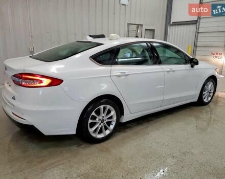 Серый Форд Фьюжн, объемом двигателя 2 л и пробегом 76 тыс. км за 3700 $, фото 3 на Automoto.ua