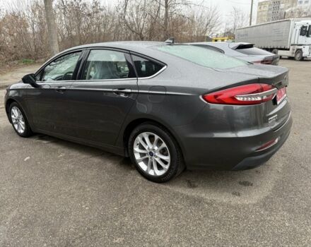 Серый Форд Фьюжн, объемом двигателя 0 л и пробегом 220 тыс. км за 11000 $, фото 3 на Automoto.ua