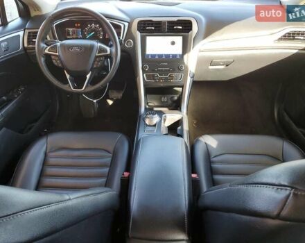 Серый Форд Фьюжн, объемом двигателя 1.5 л и пробегом 151 тыс. км за 2400 $, фото 7 на Automoto.ua