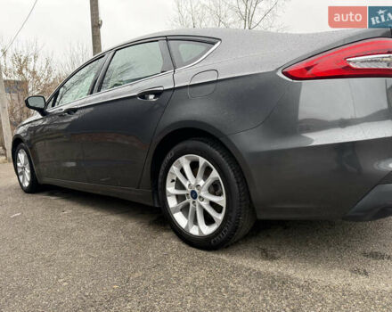 Серый Форд Фьюжн, объемом двигателя 1.5 л и пробегом 165 тыс. км за 10999 $, фото 4 на Automoto.ua