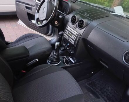 Серый Форд Фьюжн, объемом двигателя 1.4 л и пробегом 218 тыс. км за 4700 $, фото 10 на Automoto.ua