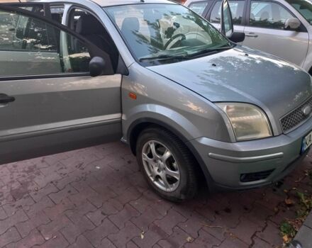 Серый Форд Фьюжн, объемом двигателя 1.4 л и пробегом 218 тыс. км за 4700 $, фото 4 на Automoto.ua