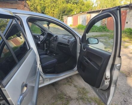 Форд Фьюжн 2007 в Сумах на Automoto.ua Серый Форд Фьюжн, объемом двигателя 1.4 л и пробегом 323 тыс. км за 4200 $, фото 3 на Automoto.ua