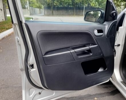 Серый Форд Фьюжн, объемом двигателя 1.4 л и пробегом 171 тыс. км за 5300 $, фото 13 на Automoto.ua