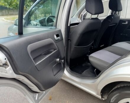 Серый Форд Фьюжн, объемом двигателя 1.4 л и пробегом 171 тыс. км за 5300 $, фото 21 на Automoto.ua