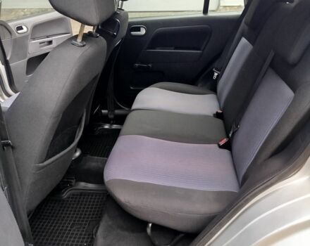 Серый Форд Фьюжн, объемом двигателя 1.4 л и пробегом 171 тыс. км за 5300 $, фото 22 на Automoto.ua