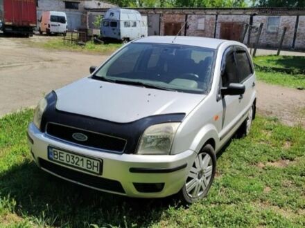 Форд Фьюжн 2003 в Первомайск на Automoto.ua Серый Форд Фьюжн, объемом двигателя 1.6 л и пробегом 200 тыс. км за 4000 $, фото 1 на Automoto.ua