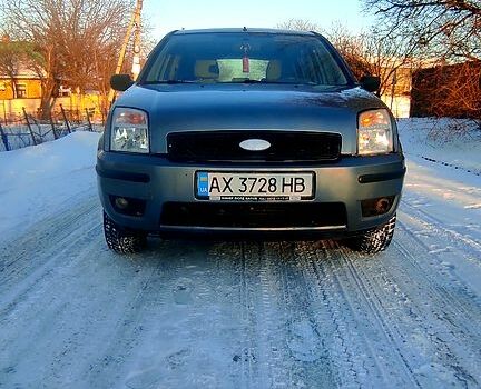 Серый Форд Фьюжн, объемом двигателя 1.4 л и пробегом 320 тыс. км за 2950 $, фото 1 на Automoto.ua