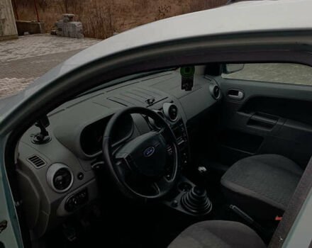 Серый Форд Фьюжн, объемом двигателя 1.39 л и пробегом 230 тыс. км за 2900 $, фото 1 на Automoto.ua