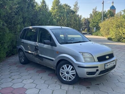 Сірий Форд Фьюжен, об'ємом двигуна 1.6 л та пробігом 237 тис. км за 2903 $, фото 1 на Automoto.ua