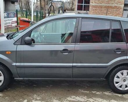 Серый Форд Фьюжн, объемом двигателя 1.6 л и пробегом 220 тыс. км за 3500 $, фото 1 на Automoto.ua