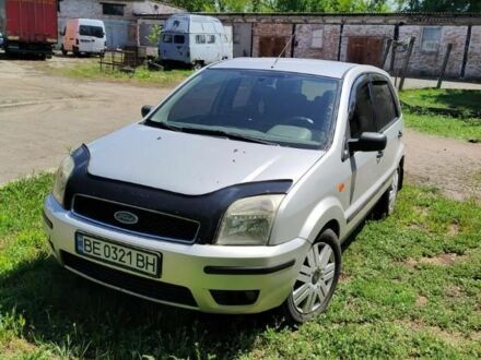 Форд Фьюжн 2003 в Первомайск на Automoto.ua Серый Форд Фьюжн, объемом двигателя 1.6 л и пробегом 190 тыс. км за 4000 $, фото 1 на Automoto.ua