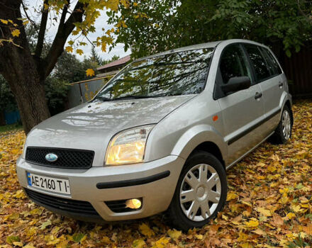 Форд Фьюжен 2004 у Кривому Розі на Automoto.ua Сірий Форд Фьюжен, об'ємом двигуна 1.39 л та пробігом 170 тис. км за 4300 $, фото 1 на Automoto.ua