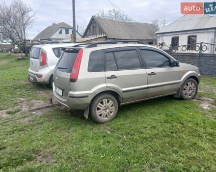 Сірий Форд Фьюжен, об'ємом двигуна 1.6 л та пробігом 295 тис. км за 3999 $, фото 1 на Automoto.ua