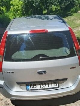 Сірий Форд Фьюжен, об'ємом двигуна 1.4 л та пробігом 220 тис. км за 1400 $, фото 1 на Automoto.ua