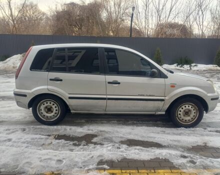 Сірий Форд Фьюжен, об'ємом двигуна 1.4 л та пробігом 250 тис. км за 4000 $, фото 1 на Automoto.ua