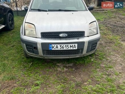 Сірий Форд Фьюжен, об'ємом двигуна 1.39 л та пробігом 150 тис. км за 1000 $, фото 1 на Automoto.ua